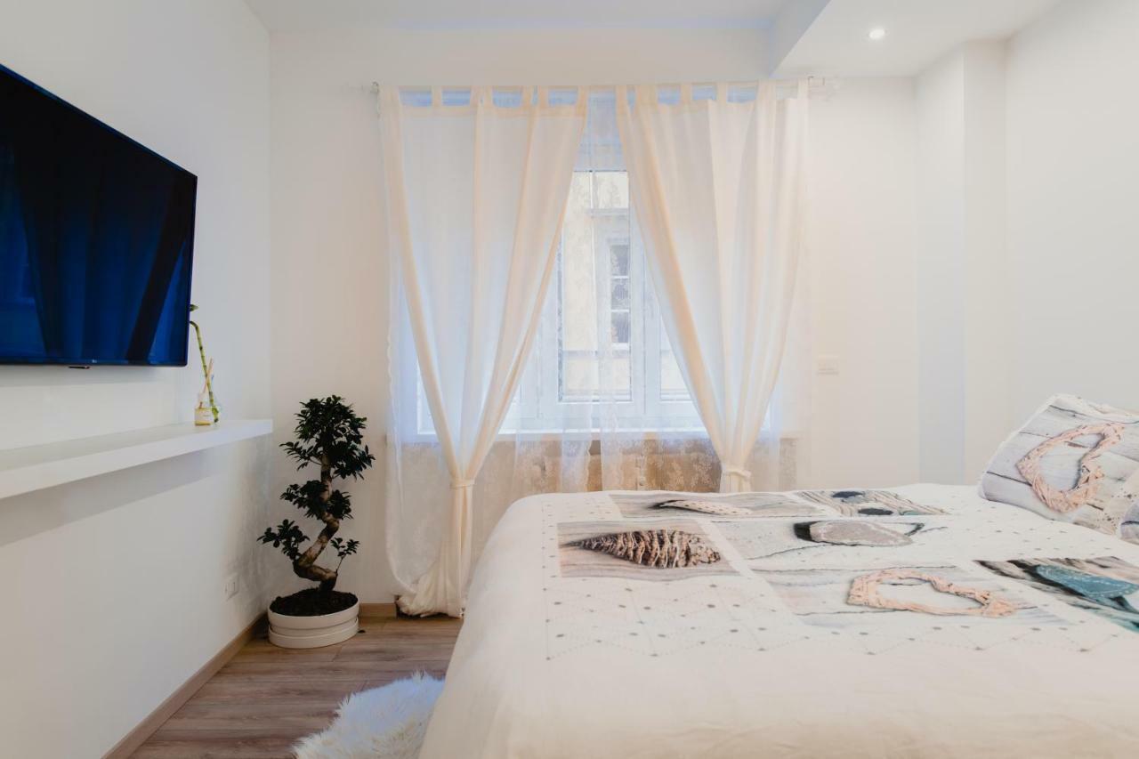 트리에스테 La Boutique Del Vento - Esclusivo In Pieno Centro 아파트 외부 사진
